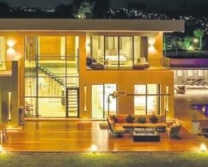 400 milyonluk ev