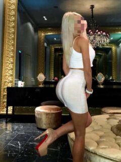 Mersin Esmer Yağmur 170 Cm Kendi Yeri Var — Menteş Esc, Mersin